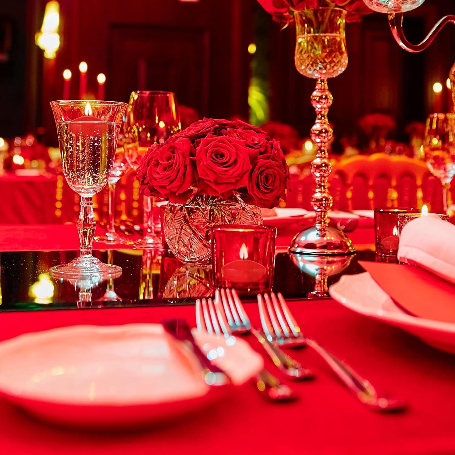 30 Pcs 1.5'' Unscented Floating Candles Bulk for Centerpieces Red Votive Floating Cylinder Vases Candles for Wedding Party Anniversary Christmas Thanksgiving Party Gifts Decor